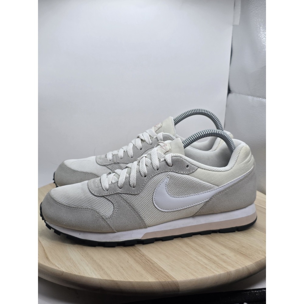 Womens 9 - Nike MD Runner 2 749869-011 Shoes Beige Phantom Light Cream Sneakers